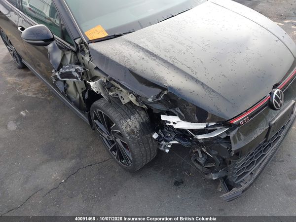 2022 VOLKSWAGEN GTI SE w/Black Wheel Pkg. — I20