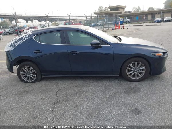 2025 MAZDA 3 PREFERRED — I13