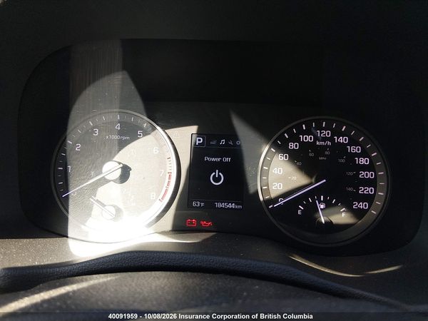 2016 HYUNDAI TUCSON PREMIUM 1.6 — I7