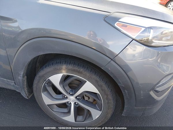 2016 HYUNDAI TUCSON PREMIUM 1.6 — I12