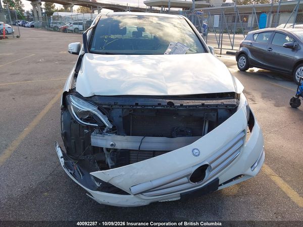 2013 MERCEDES-BENZ B250 — I6