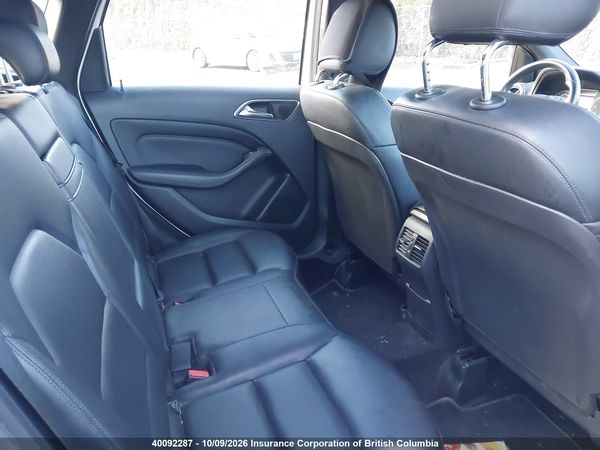 2013 MERCEDES-BENZ B250 — I8