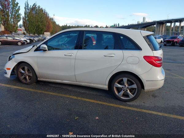 2013 MERCEDES-BENZ B250 — I14