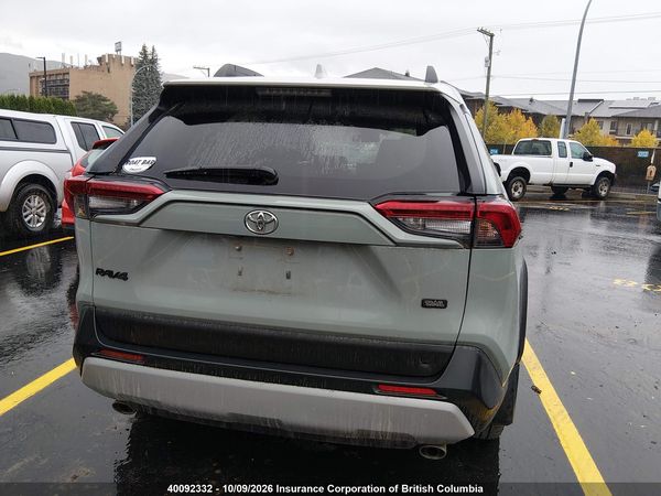 2019 TOYOTA RAV4 — I17