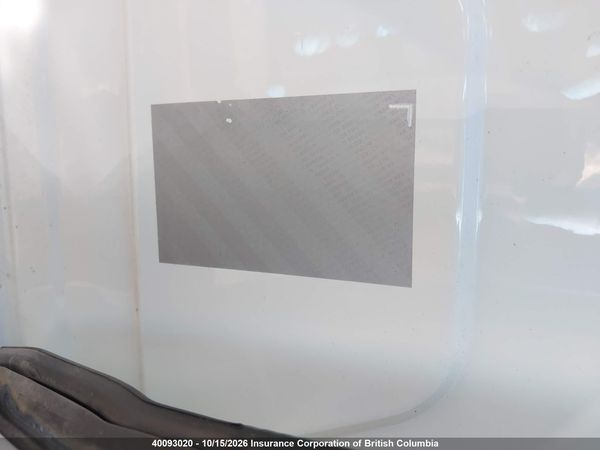 2024 NISSAN PATHFINDER SV — I9