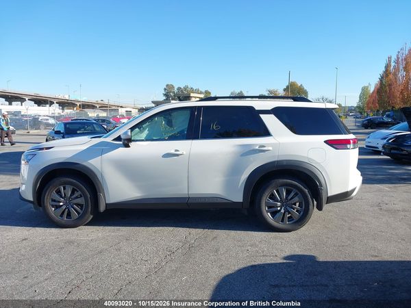 2024 NISSAN PATHFINDER SV — I15