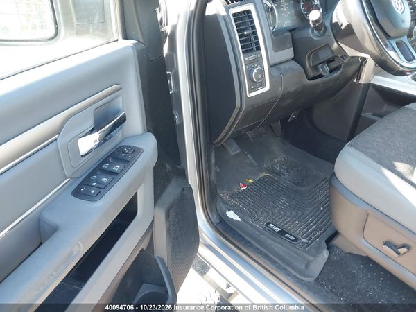 2019 RAM 1500 CLASSIC SLT — I20