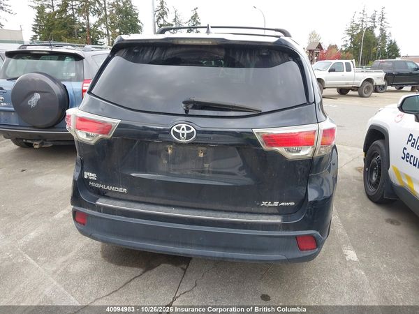2016 TOYOTA HIGHLANDER xle — I16