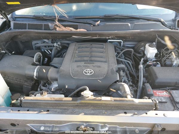 2017 TOYOTA SEQUOIA PLATINUM
