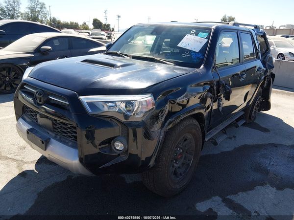 2024 TOYOTA 4RUNNER — I2