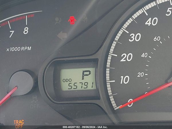 2014 TOYOTA SIENNA LE V6 8 PASSENGER