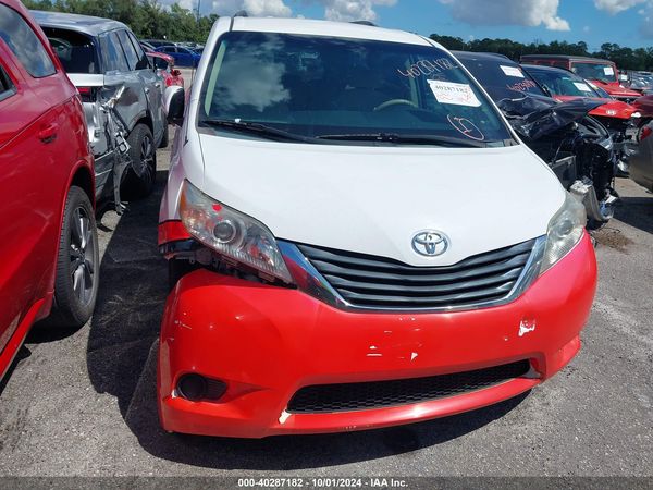 2014 TOYOTA SIENNA LE V6 8 PASSENGER