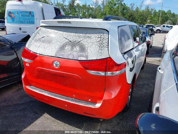 2014 TOYOTA SIENNA LE V6 8 PASSENGER