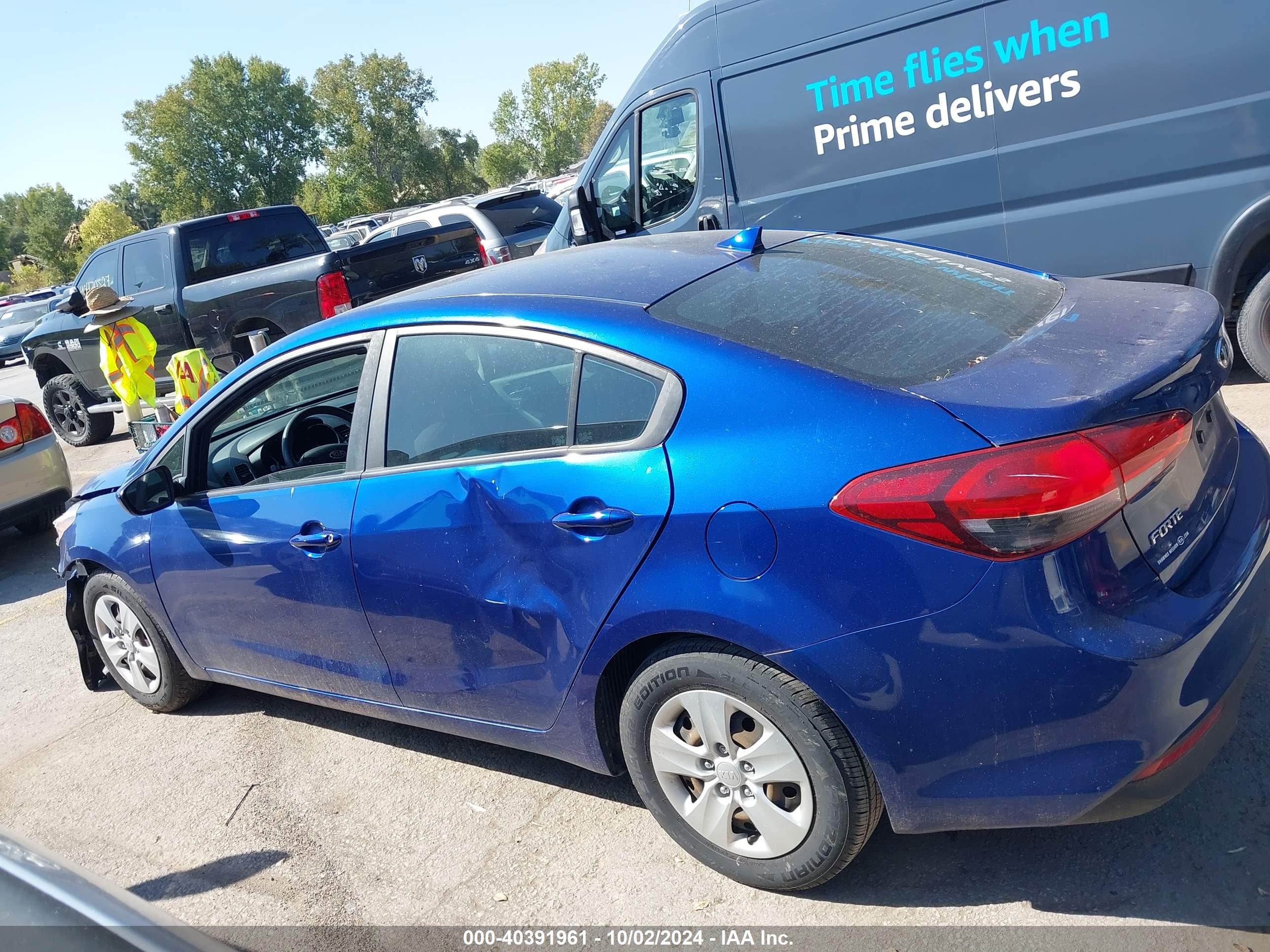 2017 KIA FORTE LX