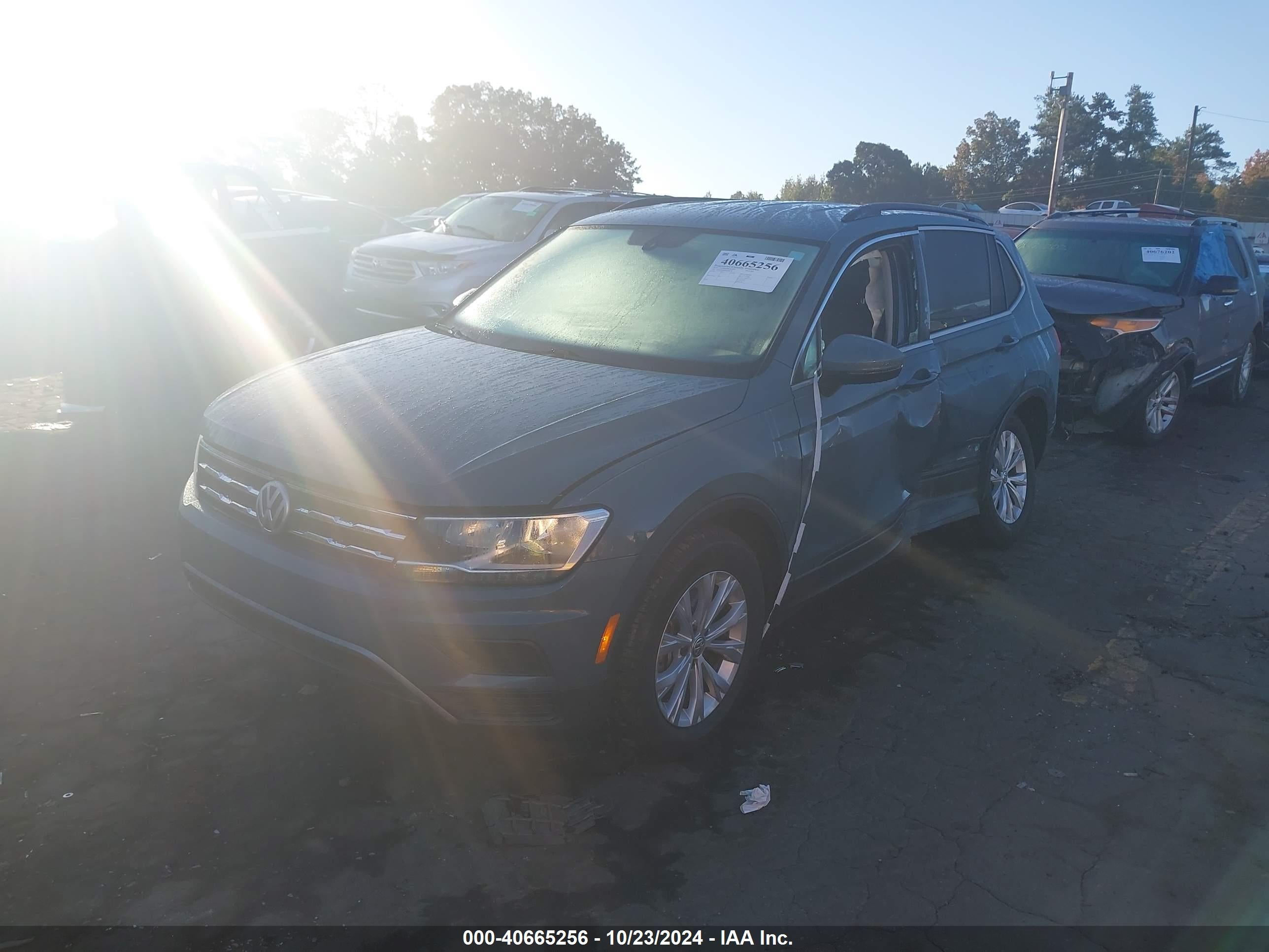 2019 VOLKSWAGEN TIGUAN — I2