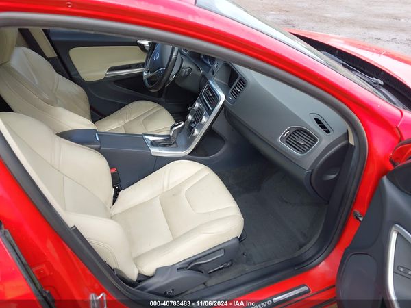 2017 VOLVO S60 T5 DYNAMIC