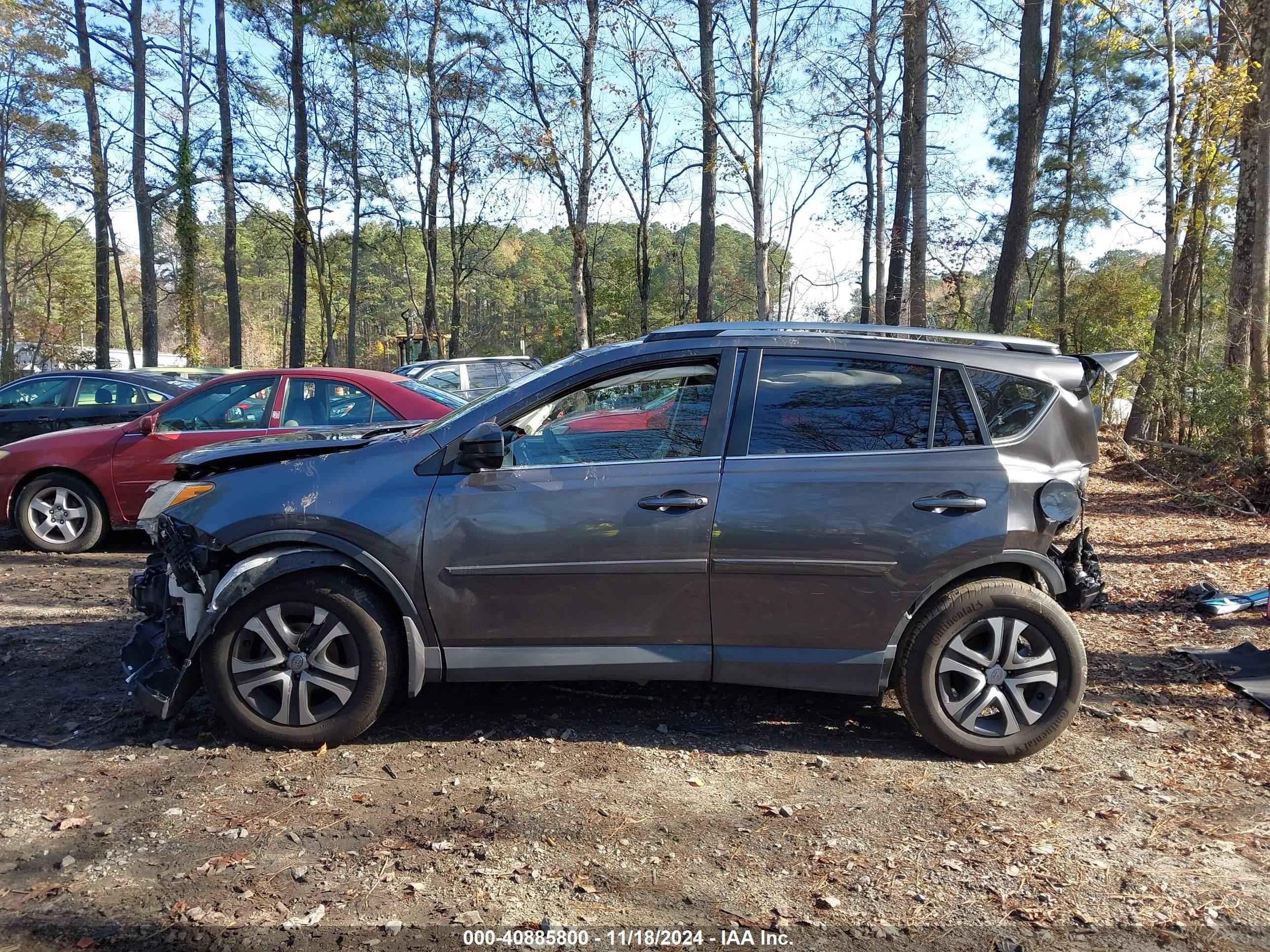 2018 TOYOTA RAV4 LE
