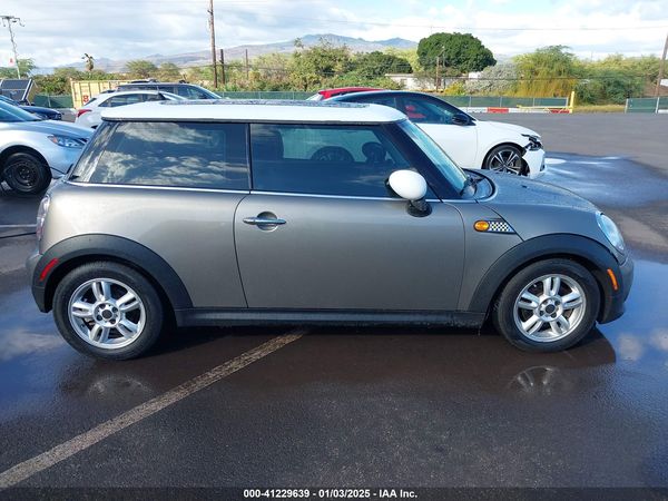 2012 MINI COOPER