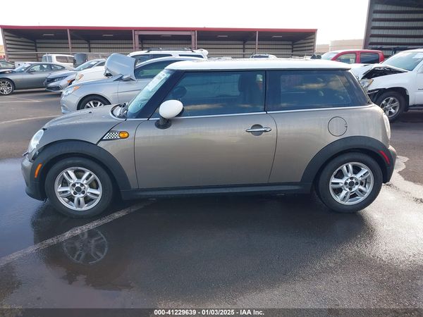 2012 MINI COOPER
