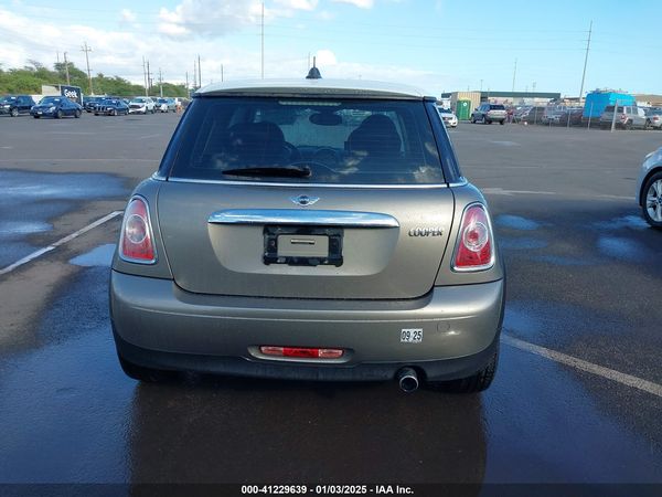 2012 MINI COOPER