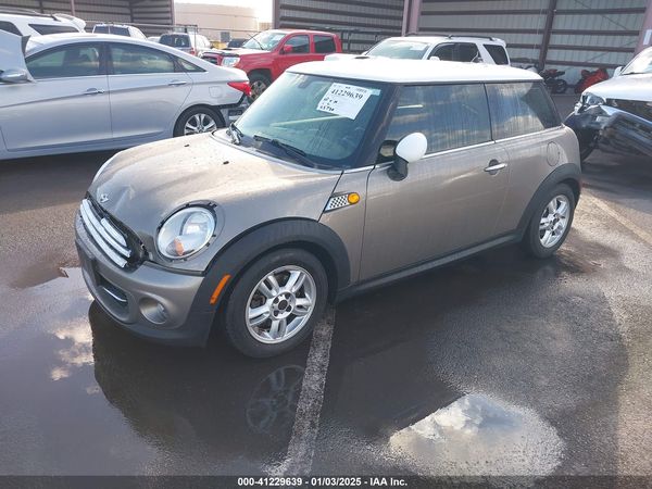 2012 MINI COOPER