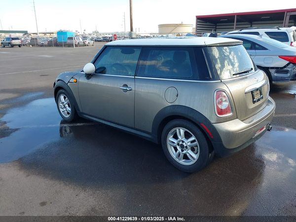 2012 MINI COOPER