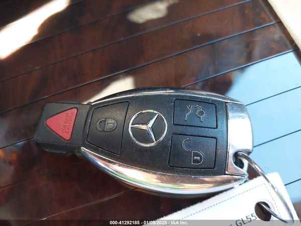 2015 MERCEDES-BENZ GL 550 4MATIC