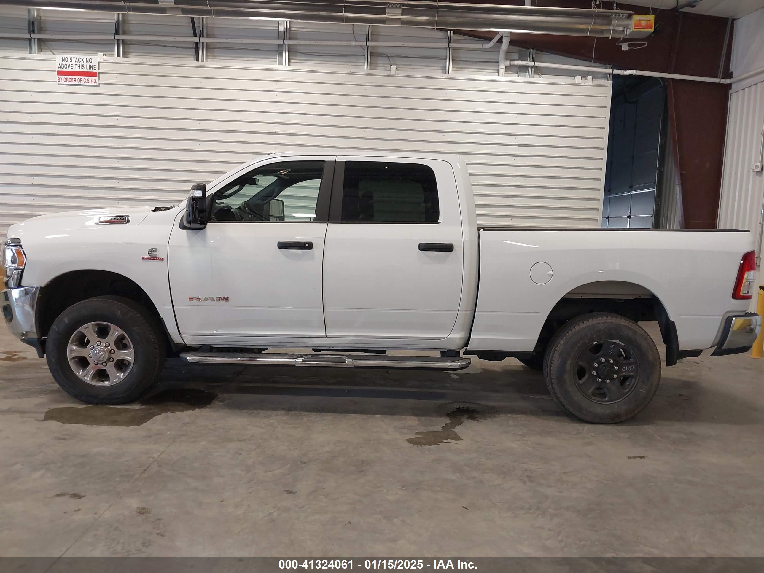 2024 RAM 2500 BIG HORN  4X4 6'4 BOX