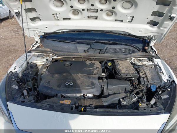 2017 INFINITI QX30 PREMIUM