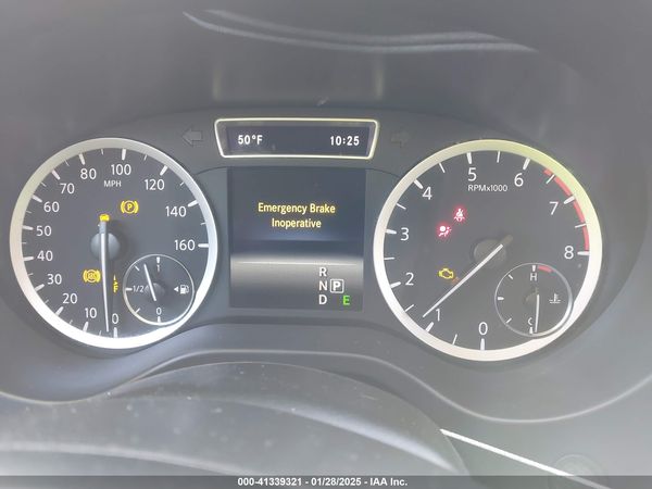 2017 INFINITI QX30 PREMIUM