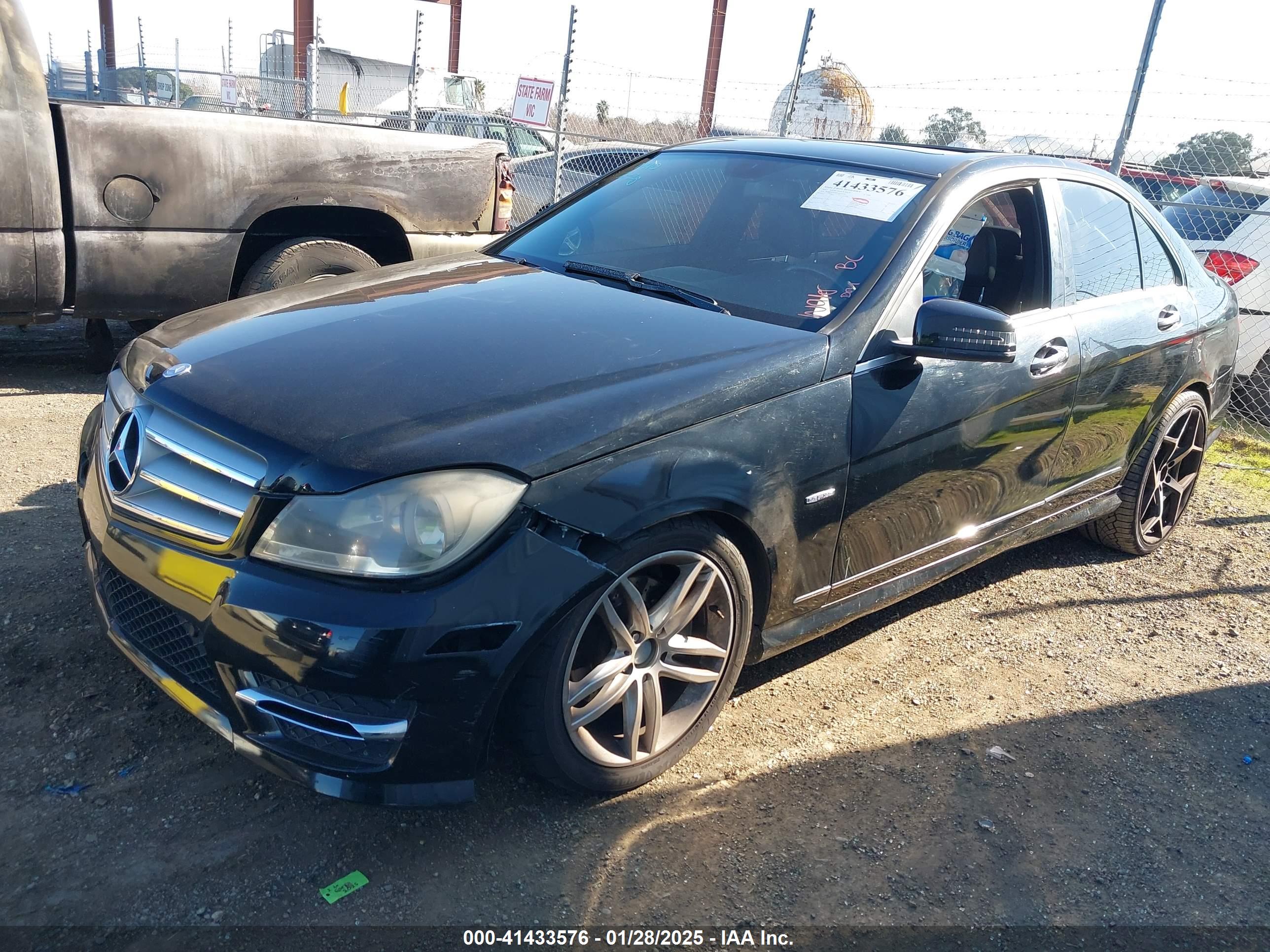 2012 MERCEDES-BENZ C 250 LUXURY/SPORT