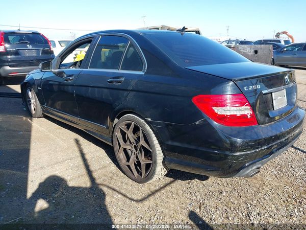 2012 MERCEDES-BENZ C 250 LUXURY/SPORT