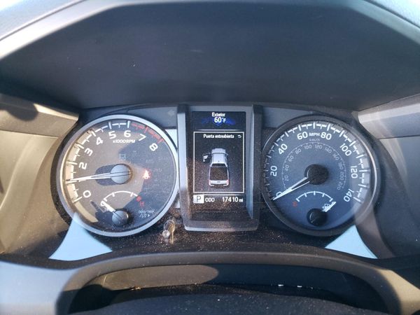 2021 TOYOTA TACOMA SR5