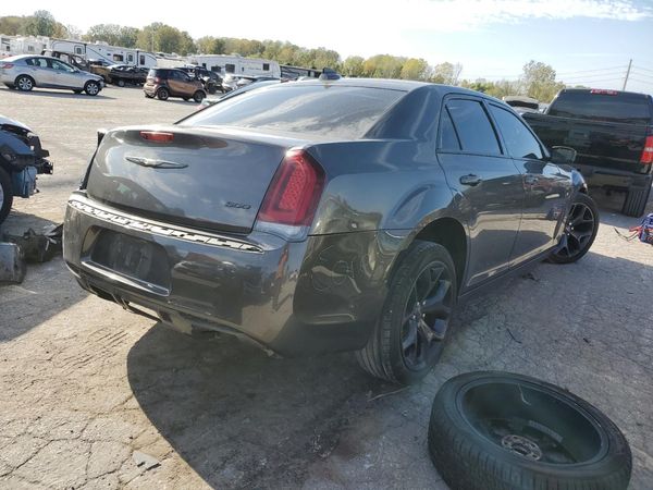 2020 CHRYSLER 300