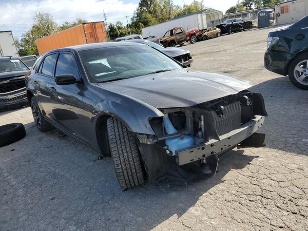 2020 CHRYSLER 300