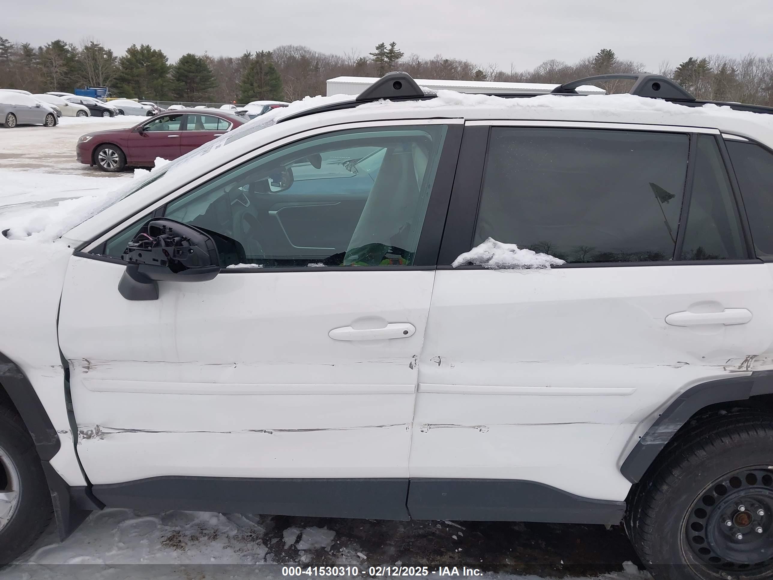 2021 TOYOTA RAV4 LE