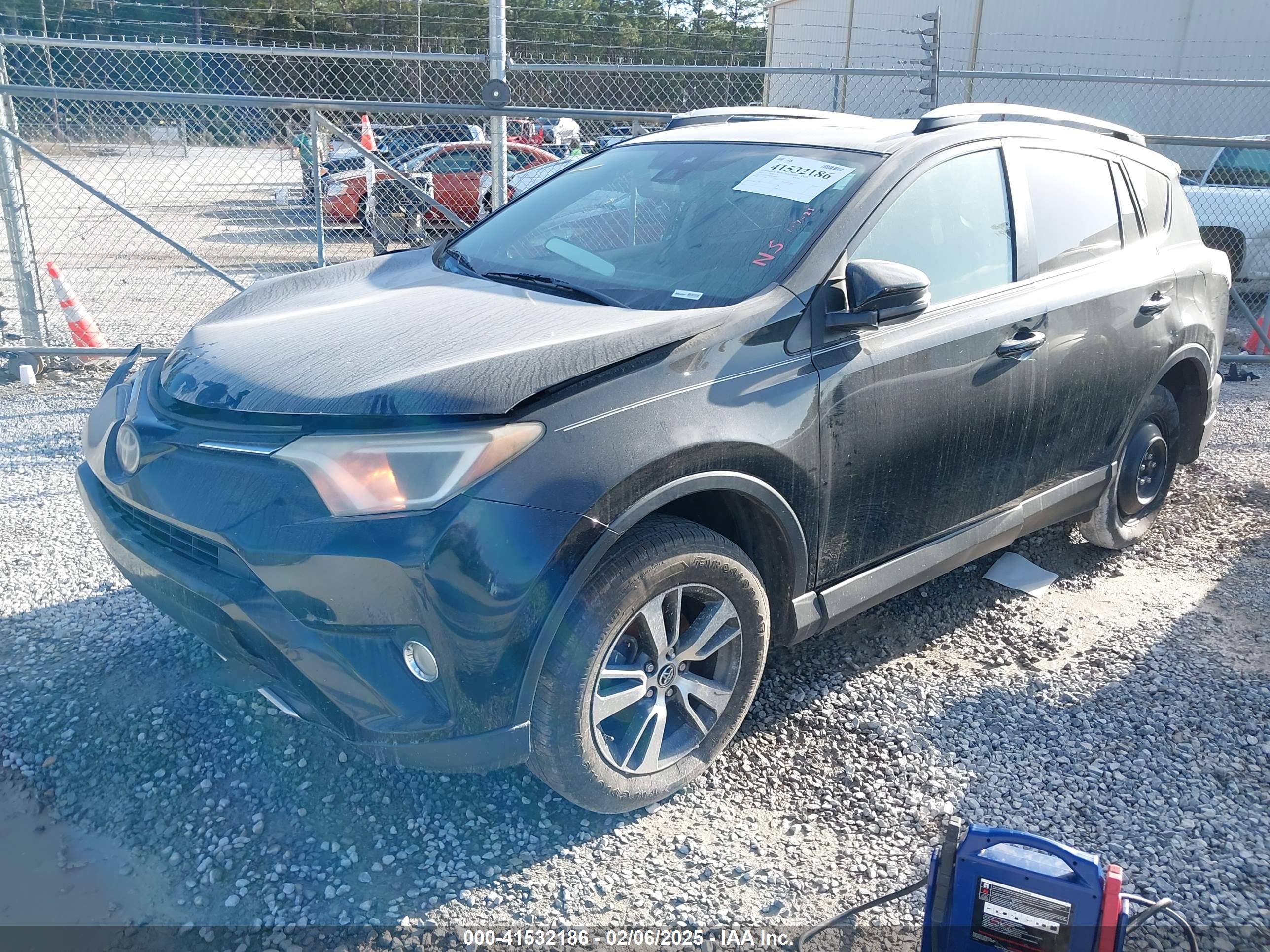 2017 TOYOTA RAV4 XLE