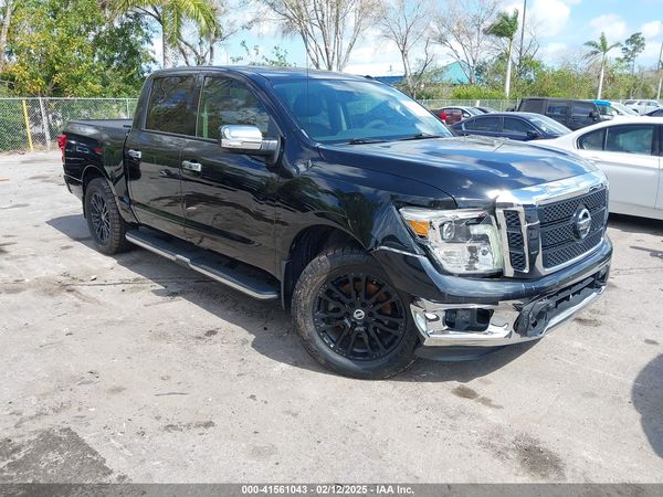 2018 NISSAN TITAN SL — I1