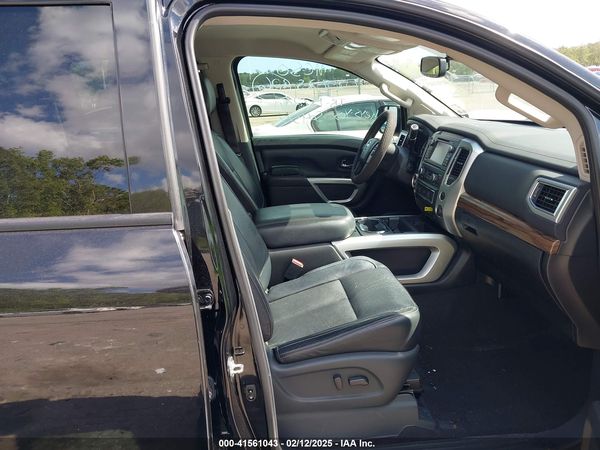 2018 NISSAN TITAN SL — I5