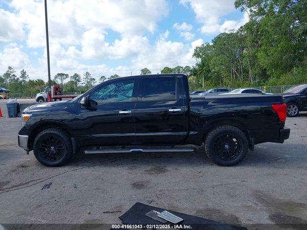 2018 NISSAN TITAN SL — I117