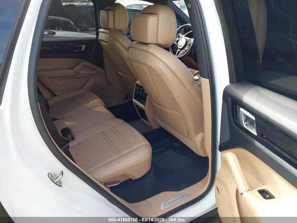 2019 PORSCHE CAYENNE