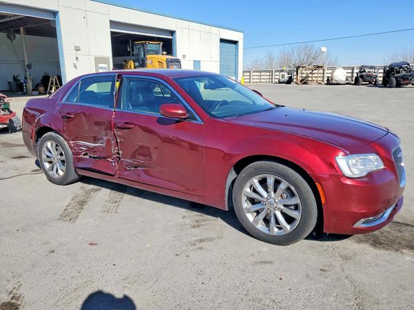 2016 CHRYSLER 300
