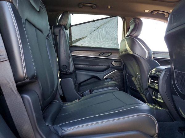 2021 JEEP GRAND CHEROKEE L OVERLAND 4X2