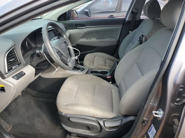 2017 HYUNDAI ELANTRA