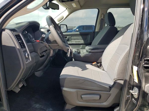 2024 RAM 1500 CLASSIC Tradesman