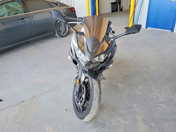 2022 KAWASAKI EX650