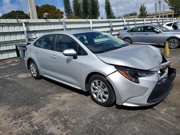 2023 TOYOTA COROLLA