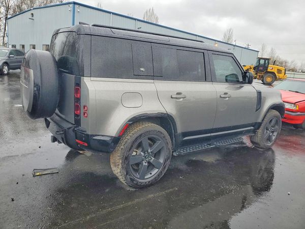 2024 LAND ROVER DEFENDER 110 X-Dynamic SE