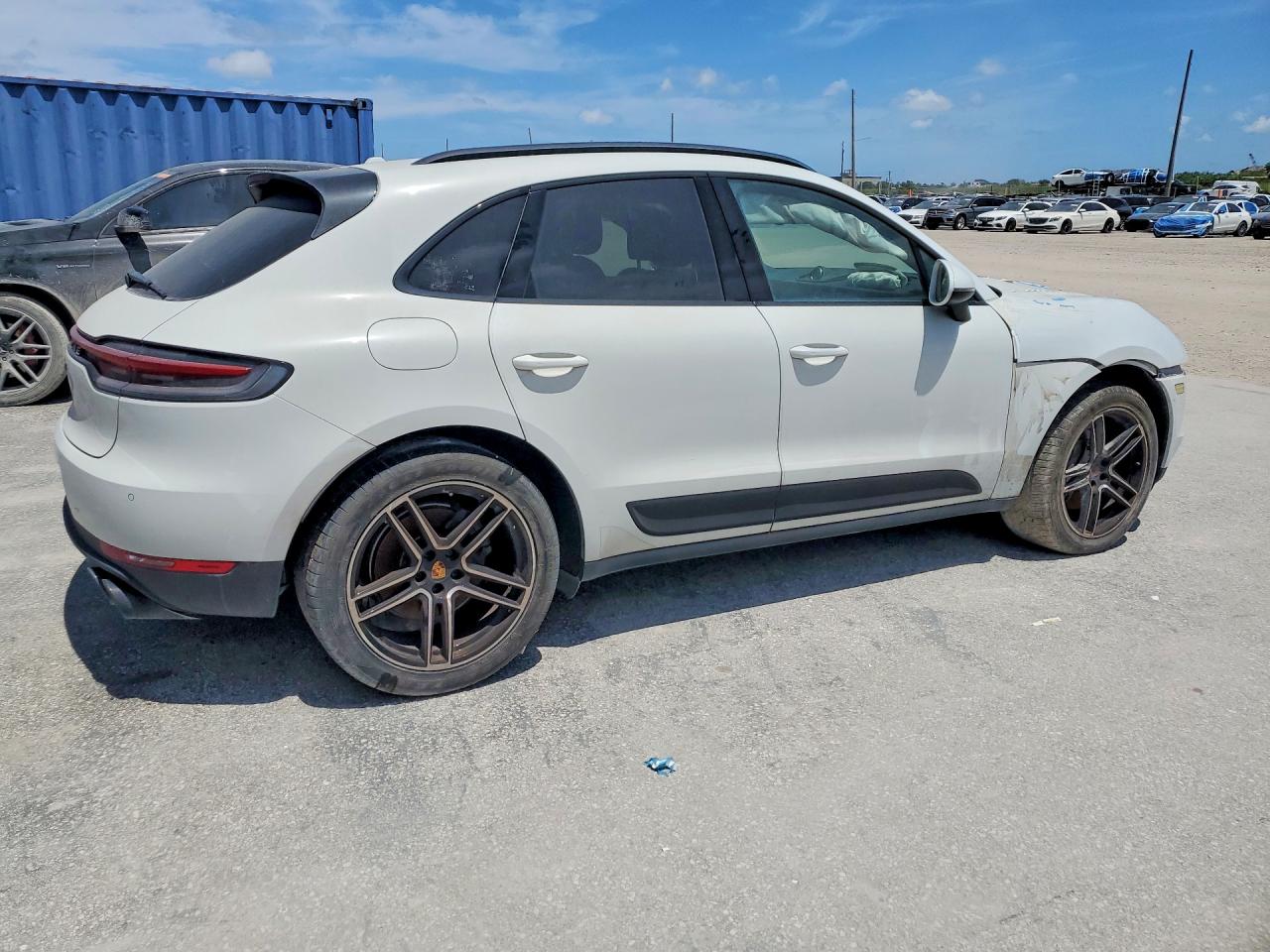 2019 PORSCHE MACAN S