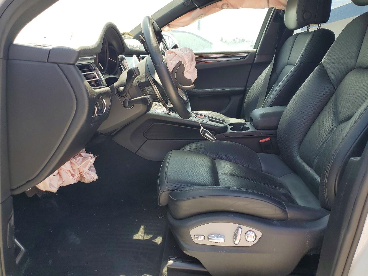 2019 PORSCHE MACAN S
